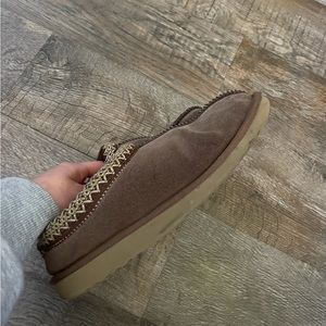 Ugg Tasman slippers
